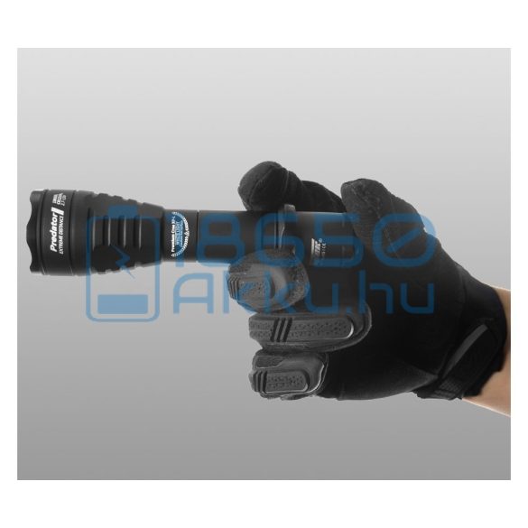 Armytek Predator v3 Red Taktikai lámpa