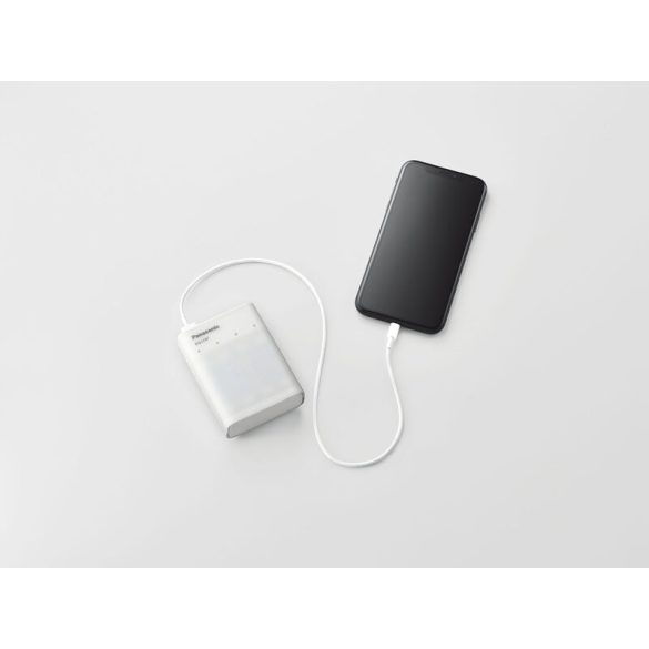 Panasonic Eneloop BQ-CC87 Ni-MH Akkumulátor Töltő és Powerbank + 4db 2000mAh (AA / R6) Ceruza Újratölthető Elem