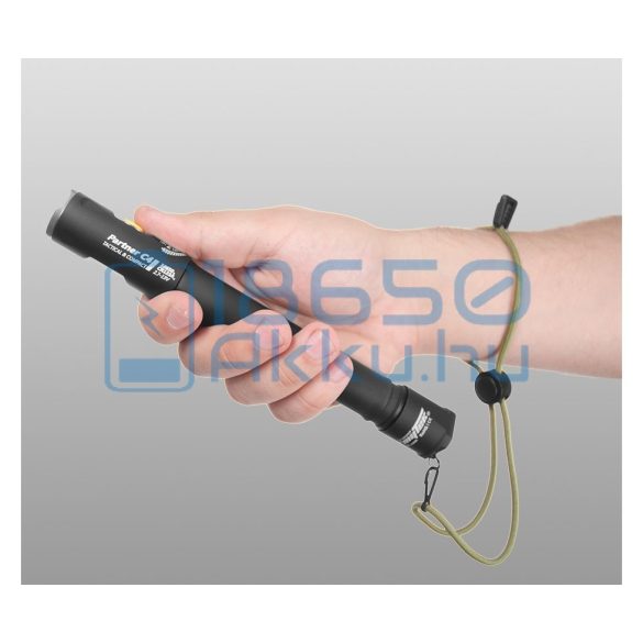 Armytek Partner C4 Pro v3 Warm Taktikai lámpa