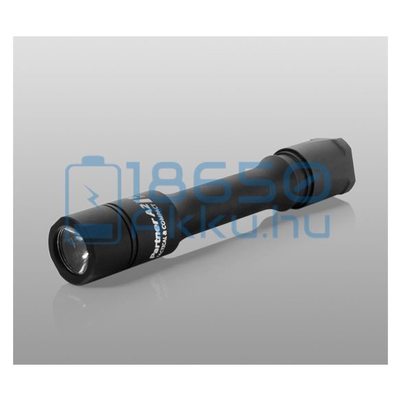 Armytek Partner A2 v3 Taktikai lámpa