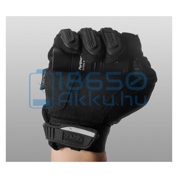 Armytek Partner C1 v3 Taktikai lámpa