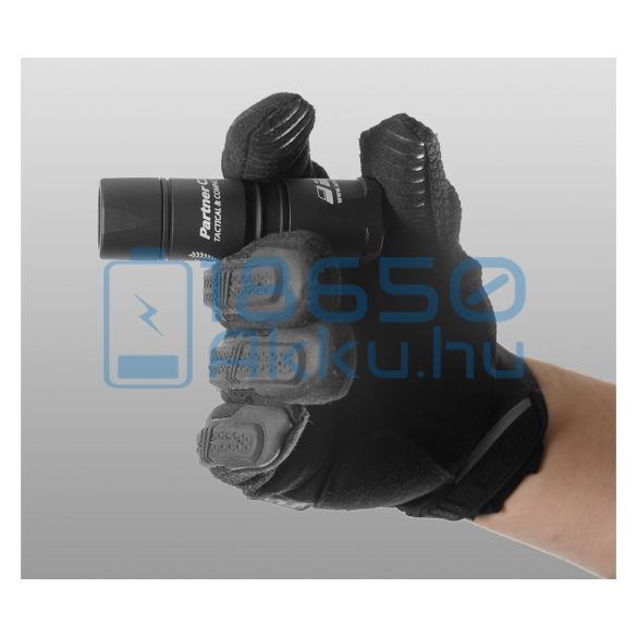 Armytek Partner C1 v3 Taktikai lámpa