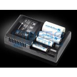 EverActive UC-4000 Li-Ion / LiFePO4 / Ni-MH Akkumulátor Töltő